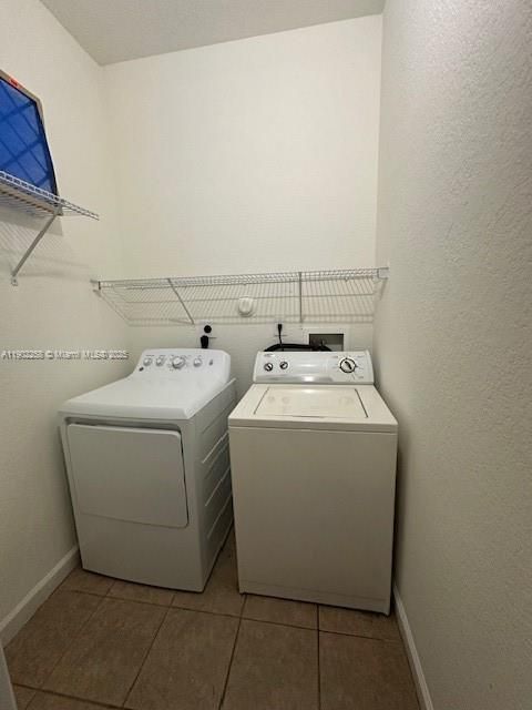 Activo con contrato: $530,000 (4 camas, 2 baños, 1780 Pies cuadrados)