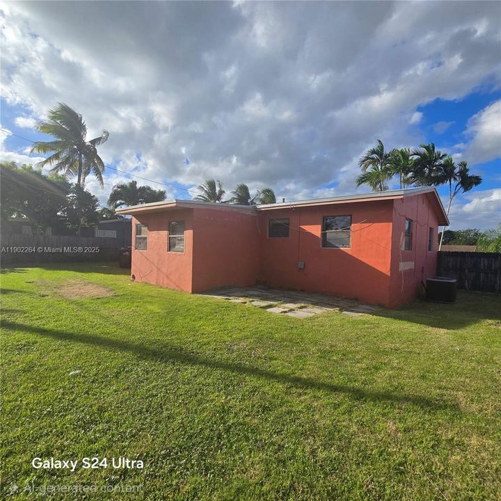 For Rent: $2,500 (3 beds, 1 baths, 1042 Square Feet)