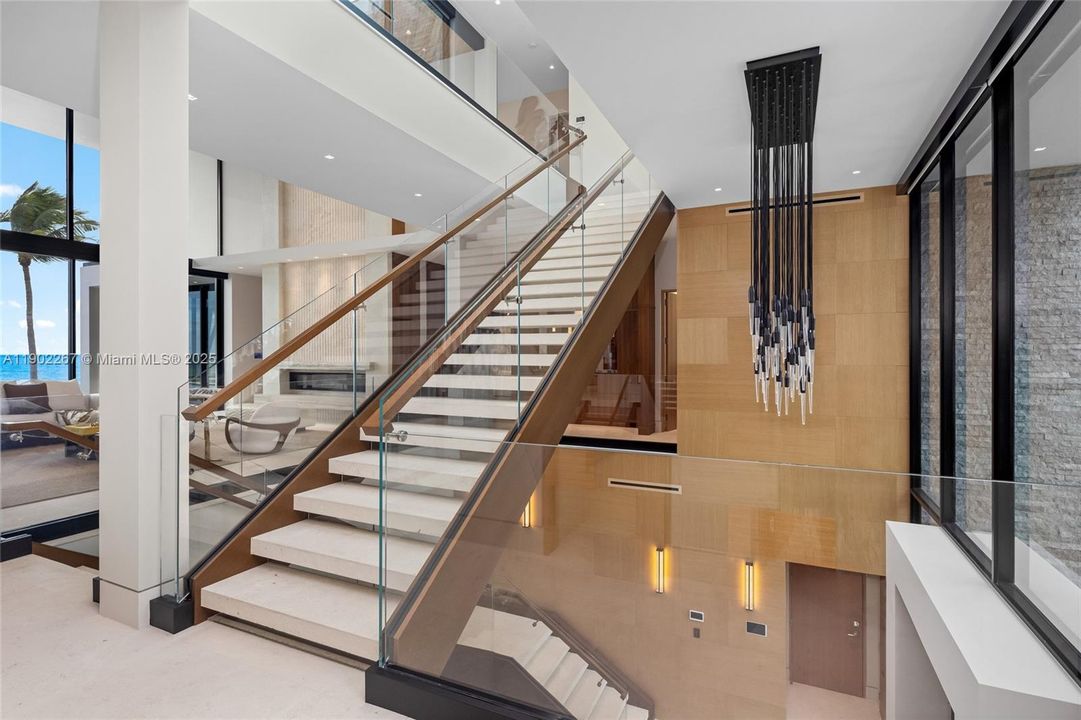 For Sale: $35,995,000 (5 beds, 5 baths, 10289 Square Feet)