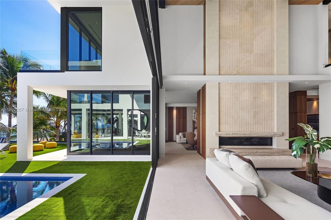 For Sale: $35,995,000 (5 beds, 5 baths, 10289 Square Feet)