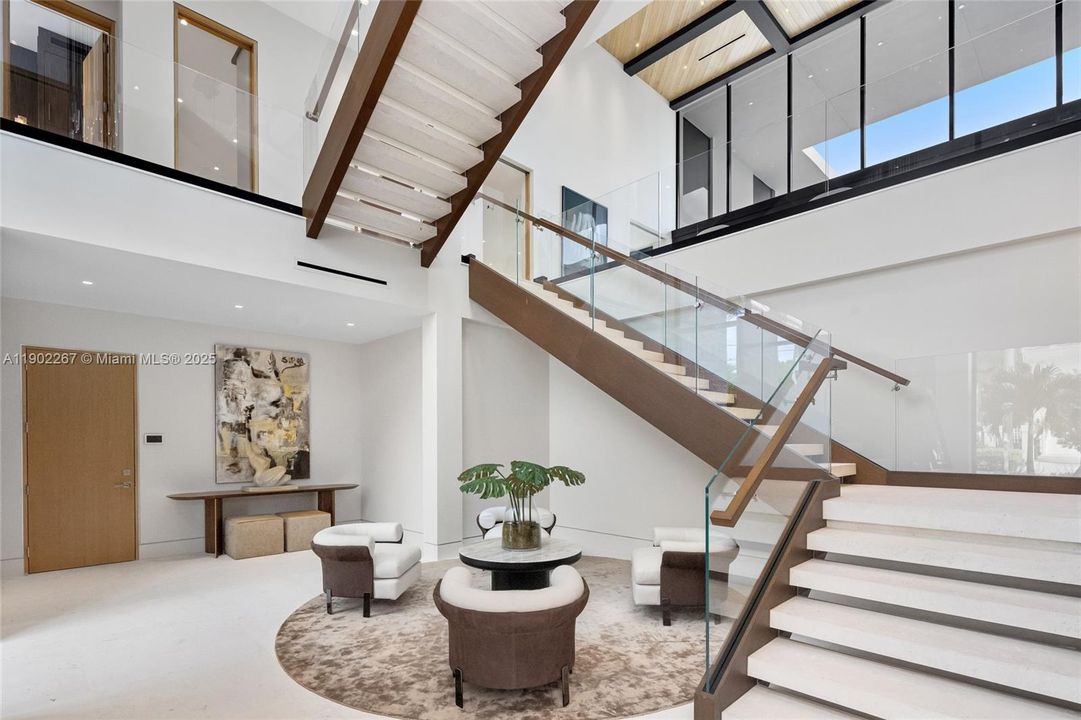 For Sale: $35,995,000 (5 beds, 5 baths, 10289 Square Feet)