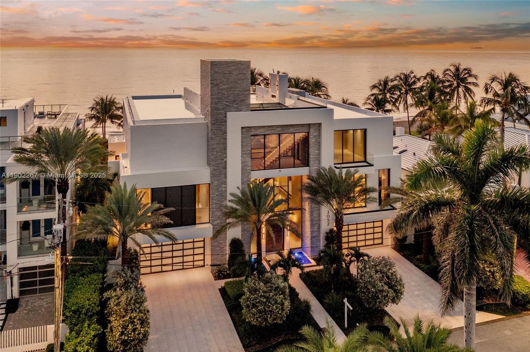 For Sale: $35,995,000 (5 beds, 5 baths, 10289 Square Feet)