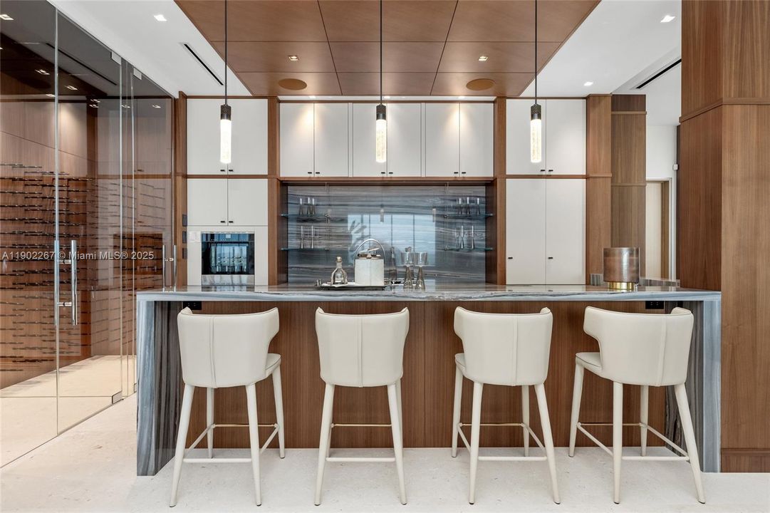 For Sale: $35,995,000 (5 beds, 5 baths, 10289 Square Feet)