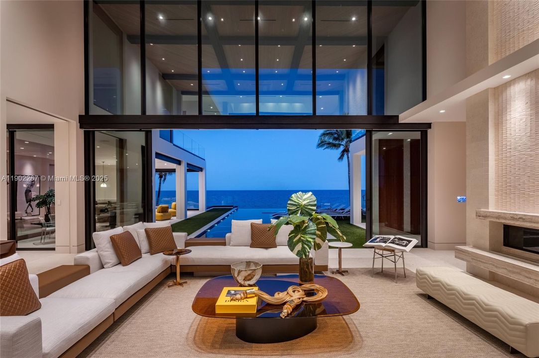 For Sale: $35,995,000 (5 beds, 5 baths, 10289 Square Feet)