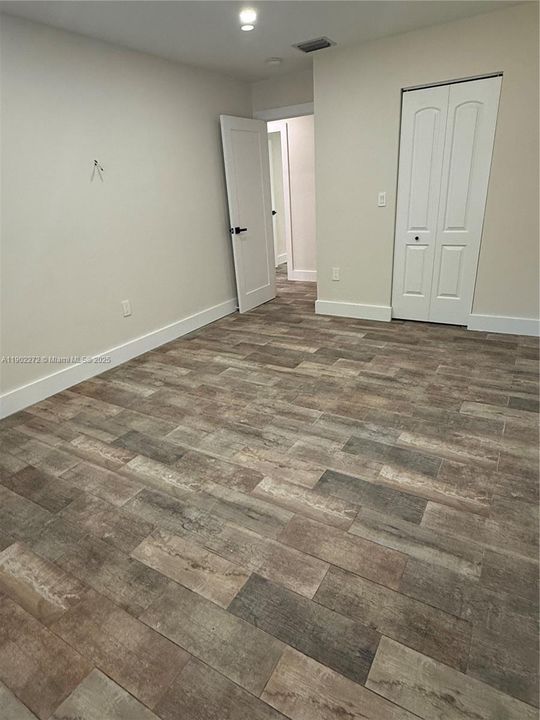 Recently Rented: $2,700 (2 beds, 2 baths, 1030 Square Feet)