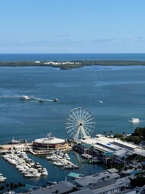 Recently Rented: $4,500 (2 beds, 2 baths, 1208 Square Feet)