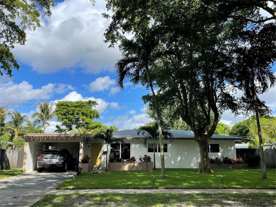 На продажу: $695,000 (3 спален, 2 ванн, 1280 Квадратных фут)