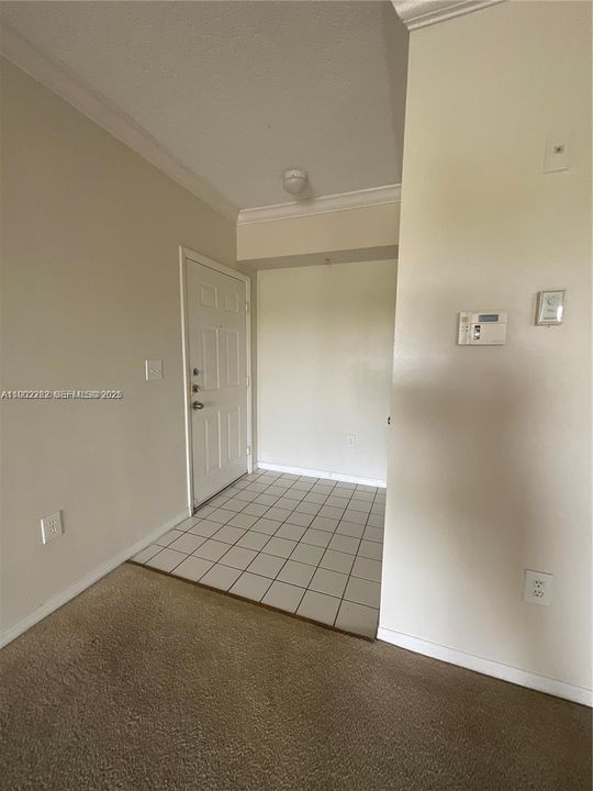 For Rent: $2,300 (2 beds, 2 baths, 1130 Square Feet)