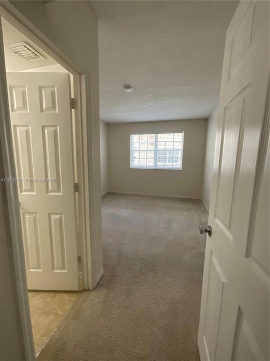 For Rent: $2,300 (2 beds, 2 baths, 1130 Square Feet)