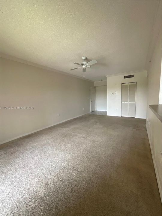 For Rent: $2,300 (2 beds, 2 baths, 1130 Square Feet)