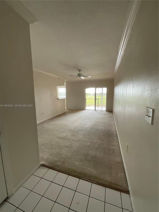 For Rent: $2,300 (2 beds, 2 baths, 1130 Square Feet)