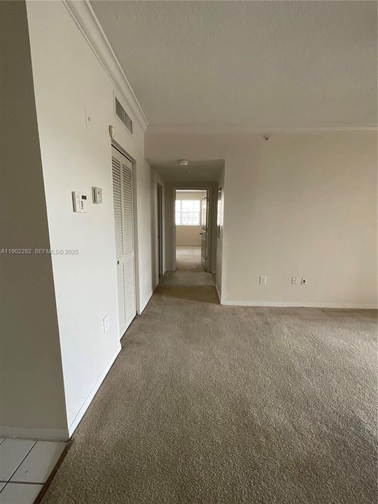 For Rent: $2,300 (2 beds, 2 baths, 1130 Square Feet)