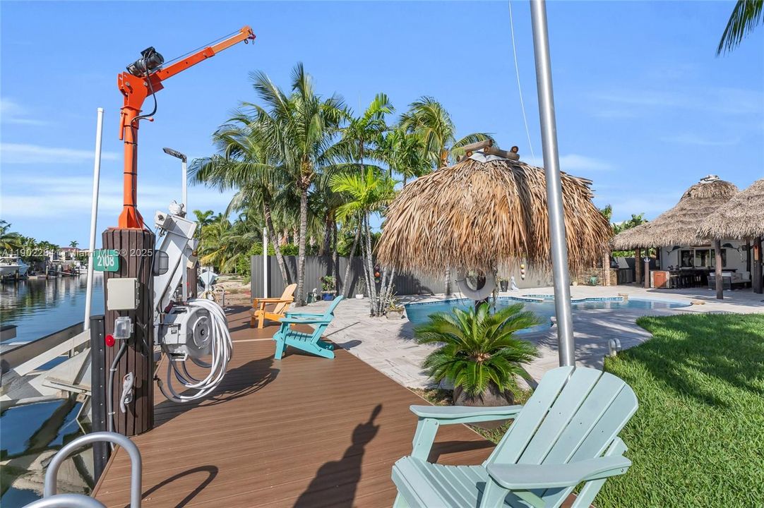 На продажу: $2,350,000 (4 спален, 2 ванн, 2264 Квадратных фут)