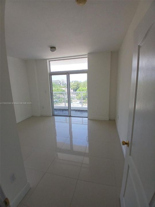 Recently Rented: $2,300 (1 beds, 1 baths, 750 Square Feet)