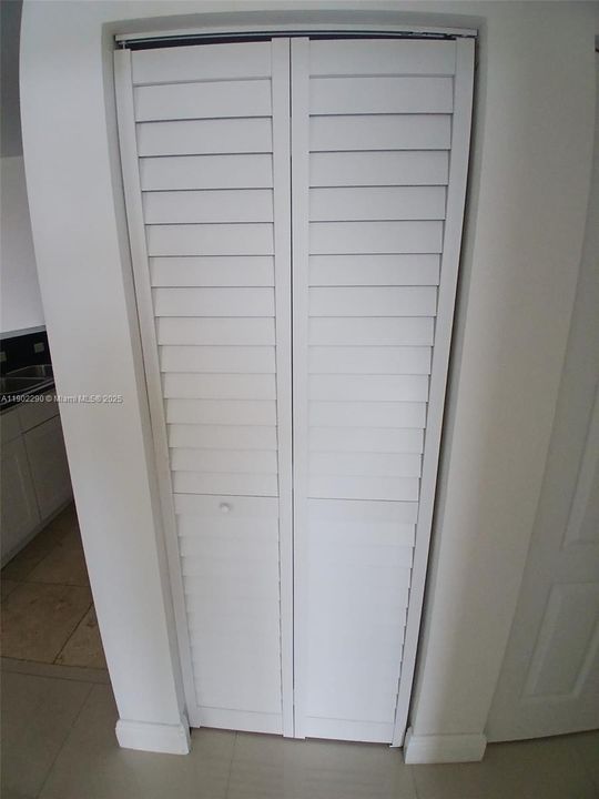 Recently Rented: $2,300 (1 beds, 1 baths, 750 Square Feet)