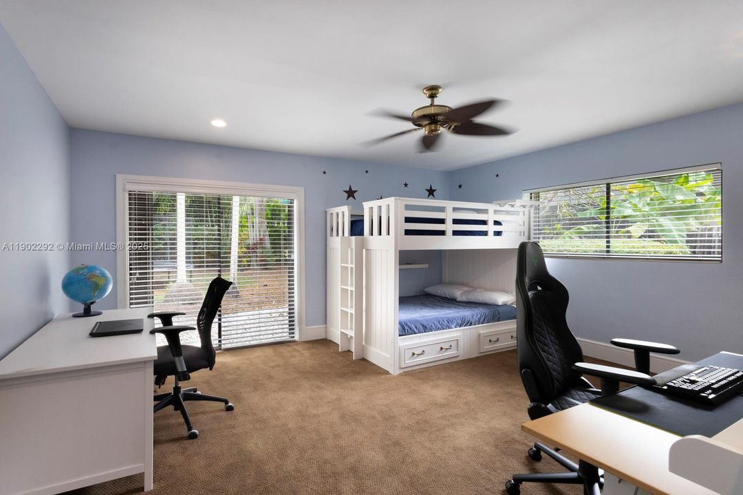 待售: $2,199,999 (4 贝兹, 2 浴室, 3516 平方英尺)