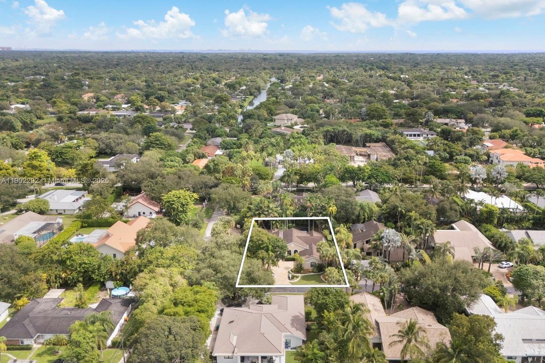 待售: $2,199,999 (4 贝兹, 2 浴室, 3516 平方英尺)