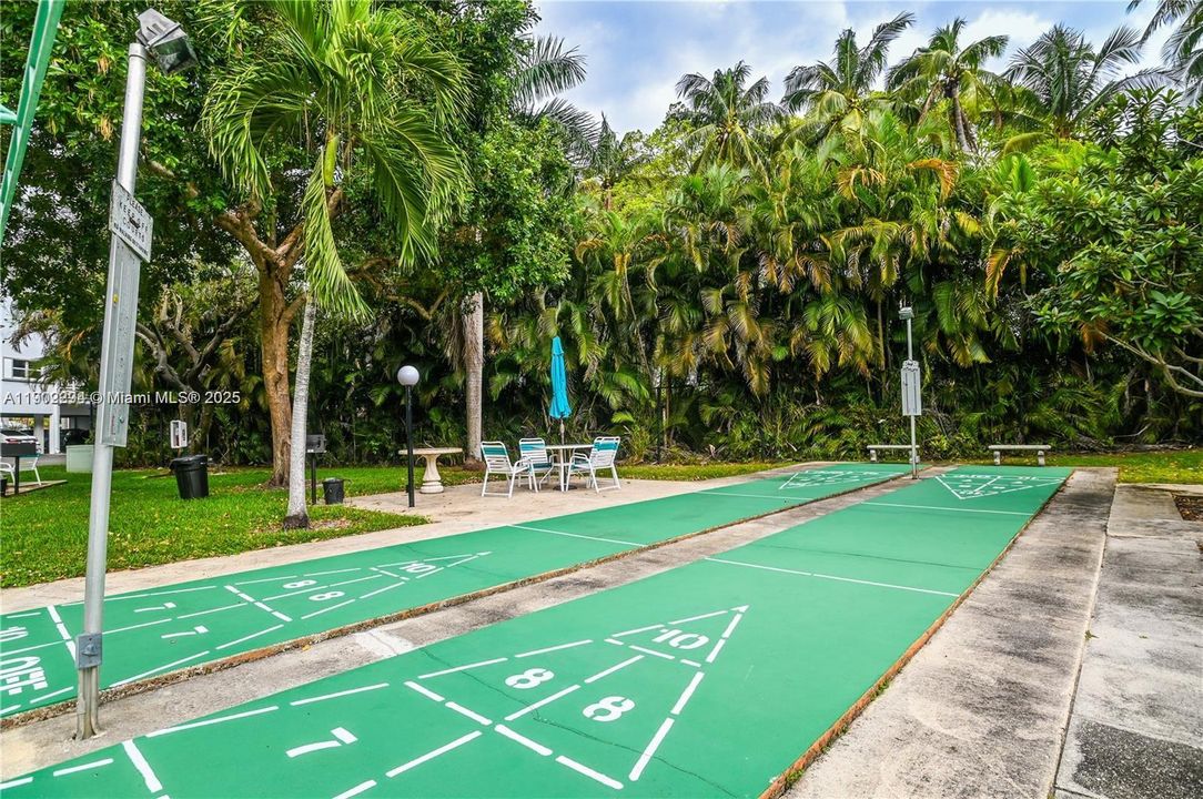 For Rent: $1,600 (1 beds, 1 baths, 785 Square Feet)