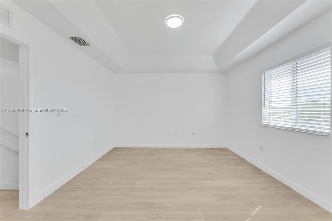 В аренду: $2,200 (3 спален, 2 ванн, 1509 Квадратных фут)