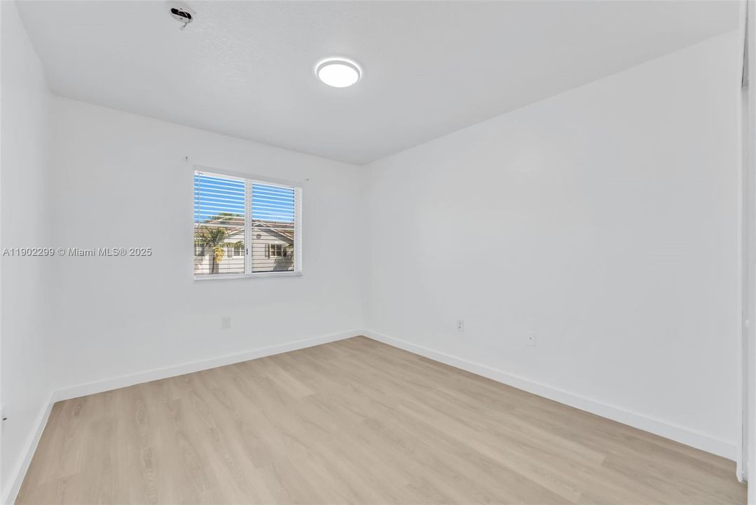 В аренду: $2,200 (3 спален, 2 ванн, 1509 Квадратных фут)