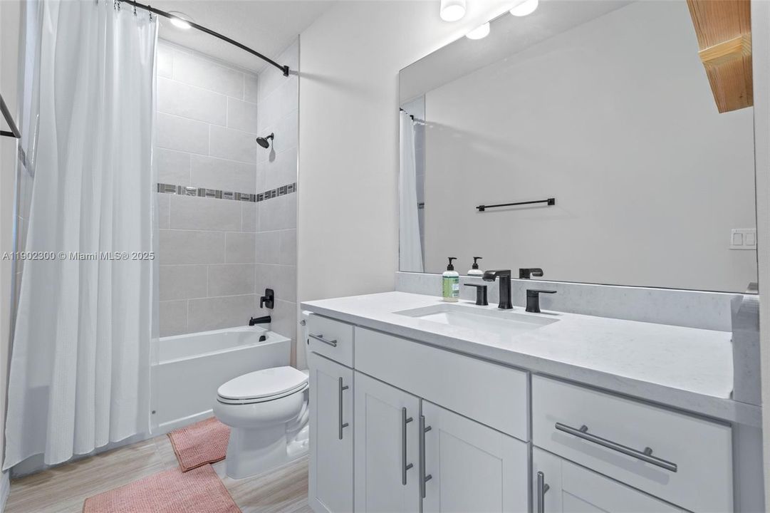 待售: $799,990 (3 贝兹, 2 浴室, 1941 平方英尺)