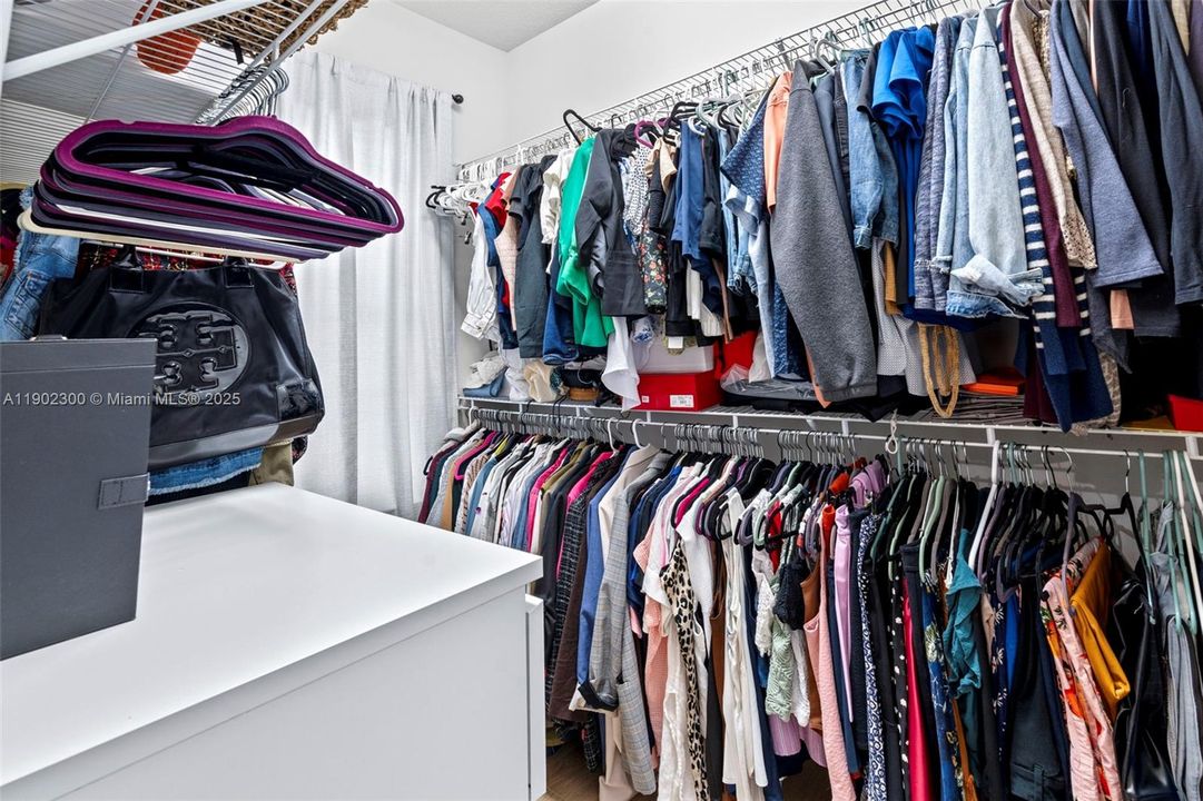 待售: $799,990 (3 贝兹, 2 浴室, 1941 平方英尺)