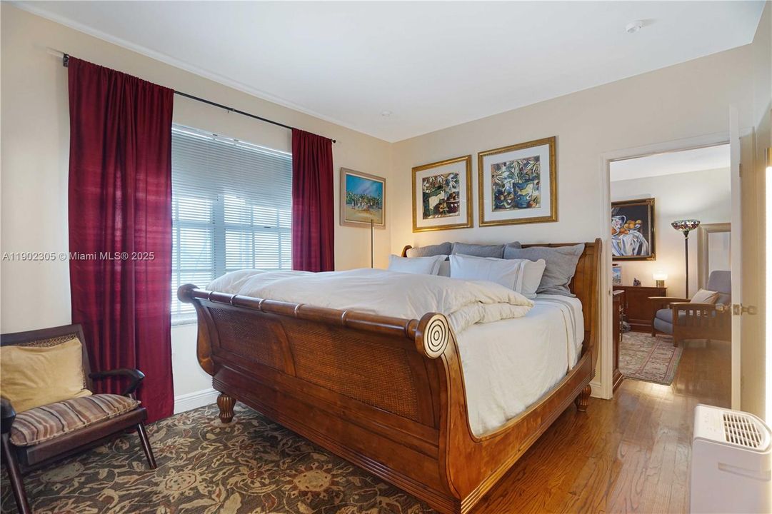 For Sale: $229,000 (1 beds, 1 baths, 540 Square Feet)