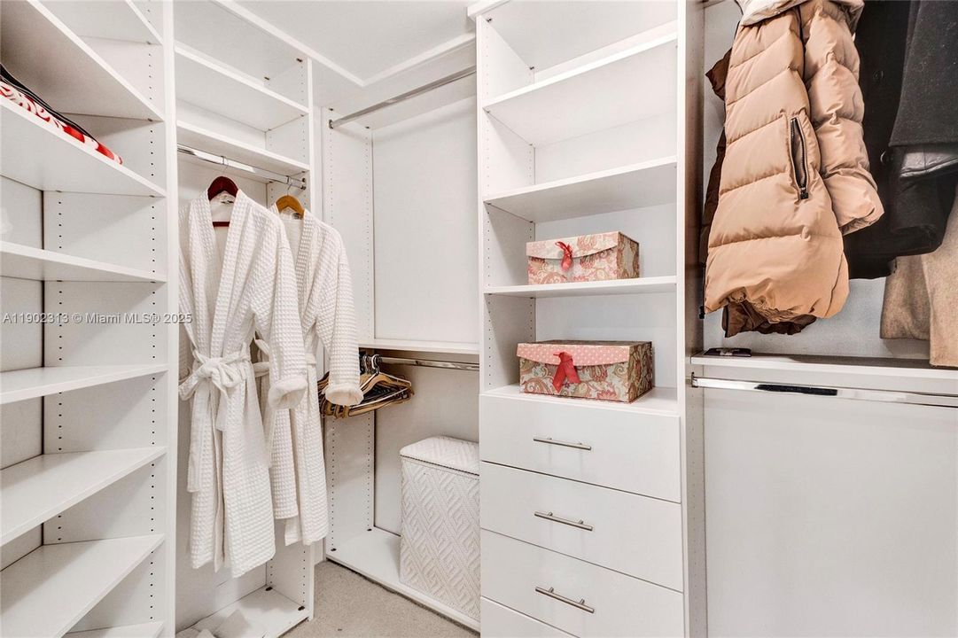 For Sale: $648,000 (2 beds, 2 baths, 1610 Square Feet)