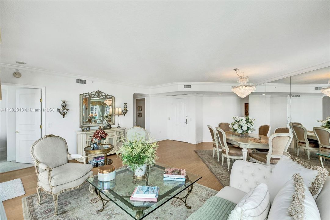 For Sale: $648,000 (2 beds, 2 baths, 1610 Square Feet)