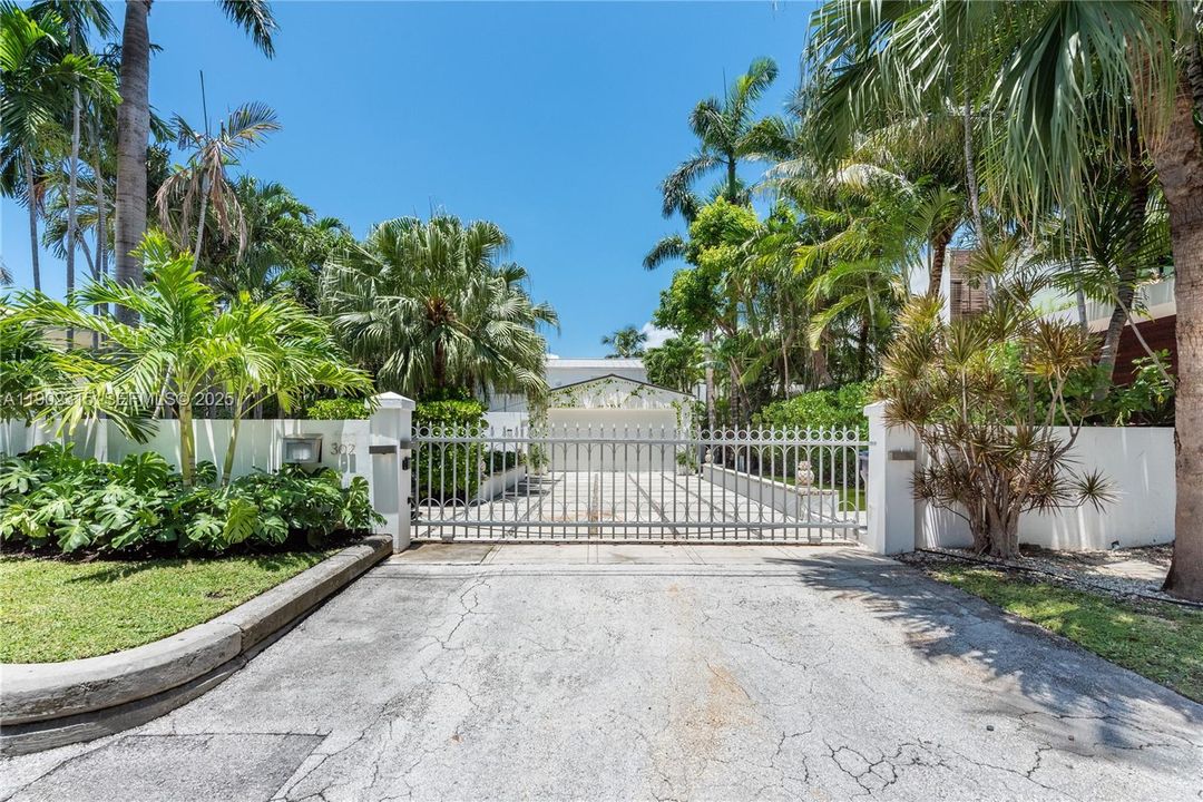 En Venta: $13,900,000 (3 camas, 3 baños, 3178 Pies cuadrados)