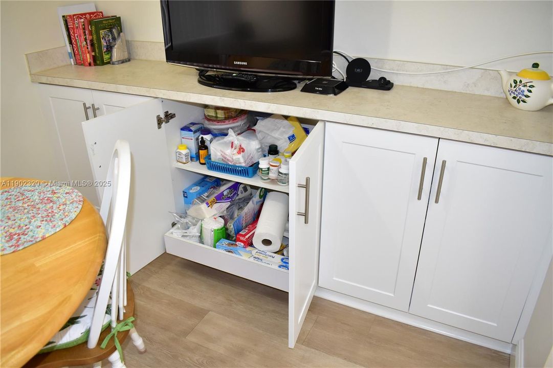 All cabinets have pull out bottom shelves