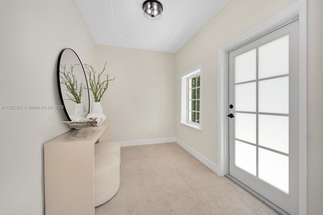 Active With Contract: $1,293,000 (3 beds, 2 baths, 1828 Square Feet)