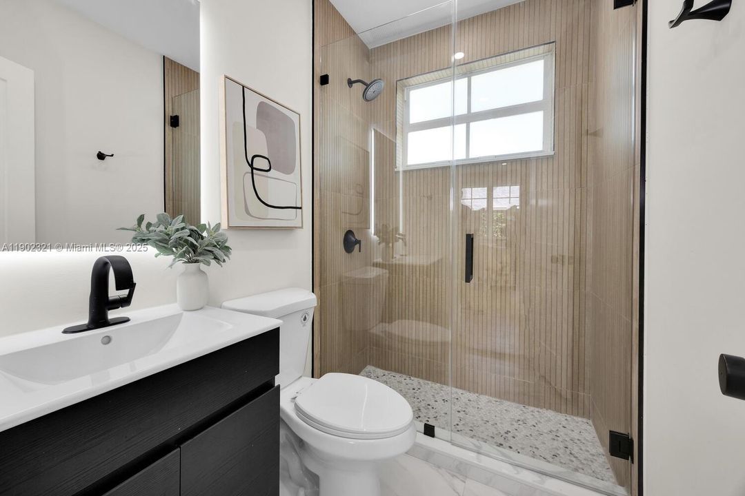 Active With Contract: $1,293,000 (3 beds, 2 baths, 1828 Square Feet)