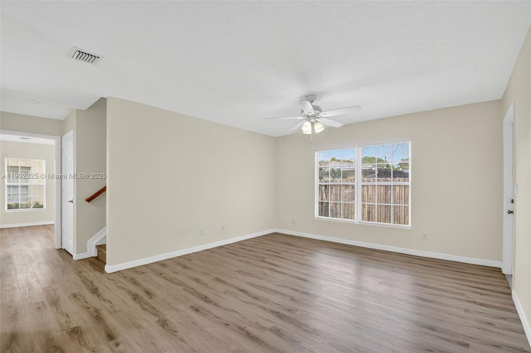 Recently Rented: $3,200 (4 beds, 2 baths, 1790 Square Feet)