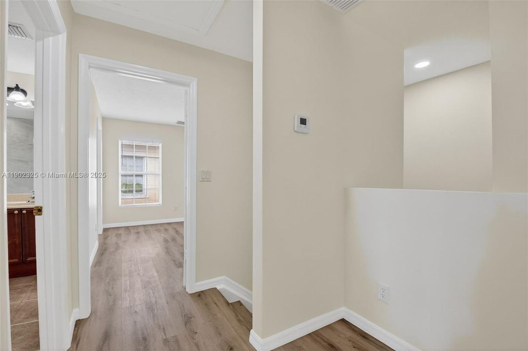 2nd Maste Suite upstairs