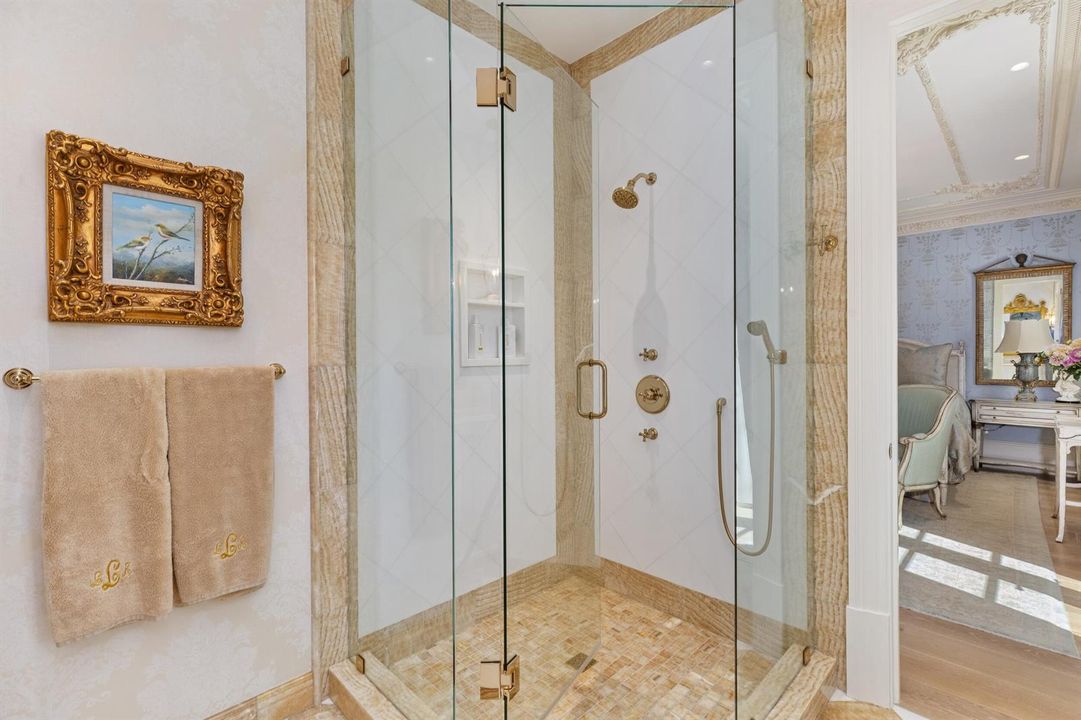 Guest Suite Bath