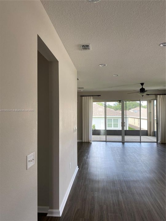 For Rent: $2,300 (4 beds, 2 baths, 0 Square Feet)