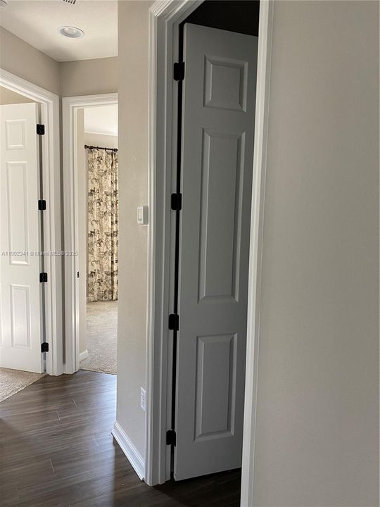 For Rent: $2,300 (4 beds, 2 baths, 0 Square Feet)