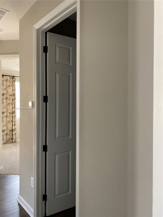 For Rent: $2,300 (4 beds, 2 baths, 0 Square Feet)