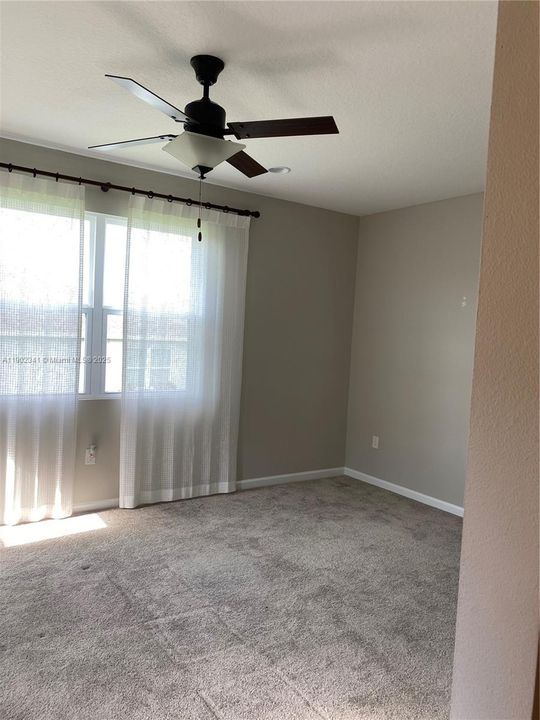 For Rent: $2,300 (4 beds, 2 baths, 0 Square Feet)