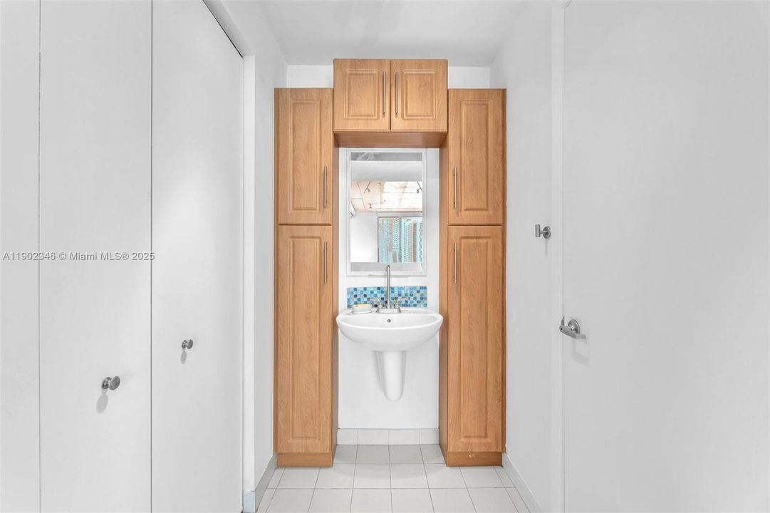 На продажу: $399,000 (1 спален, 1 ванн, 795 Квадратных фут)