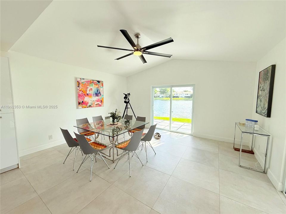 En Renta: $4,500 (4 camas, 3 baños, 1909 Pies cuadrados)