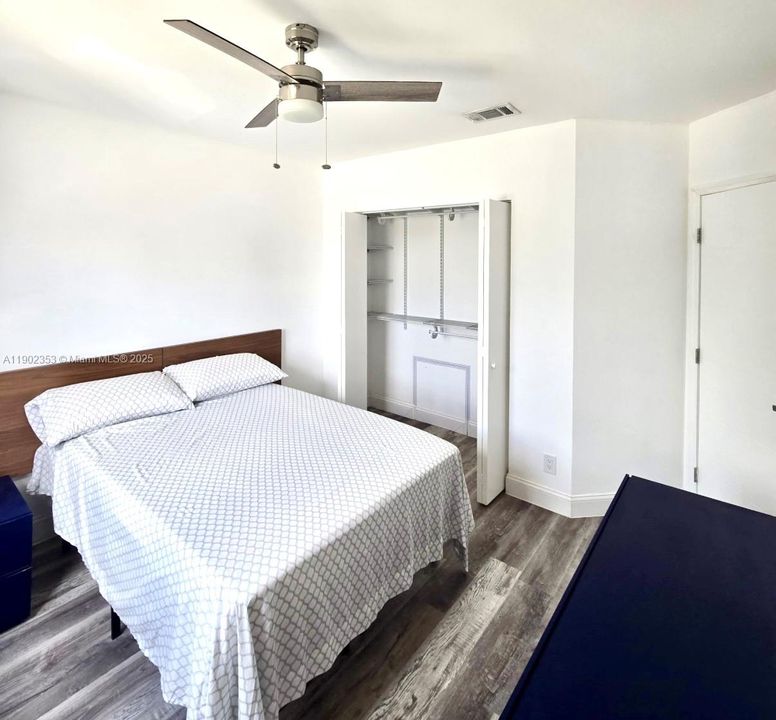 En Renta: $4,500 (4 camas, 3 baños, 1909 Pies cuadrados)