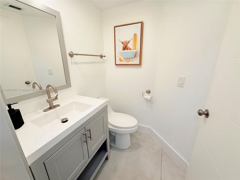 En Renta: $4,500 (4 camas, 3 baños, 1909 Pies cuadrados)