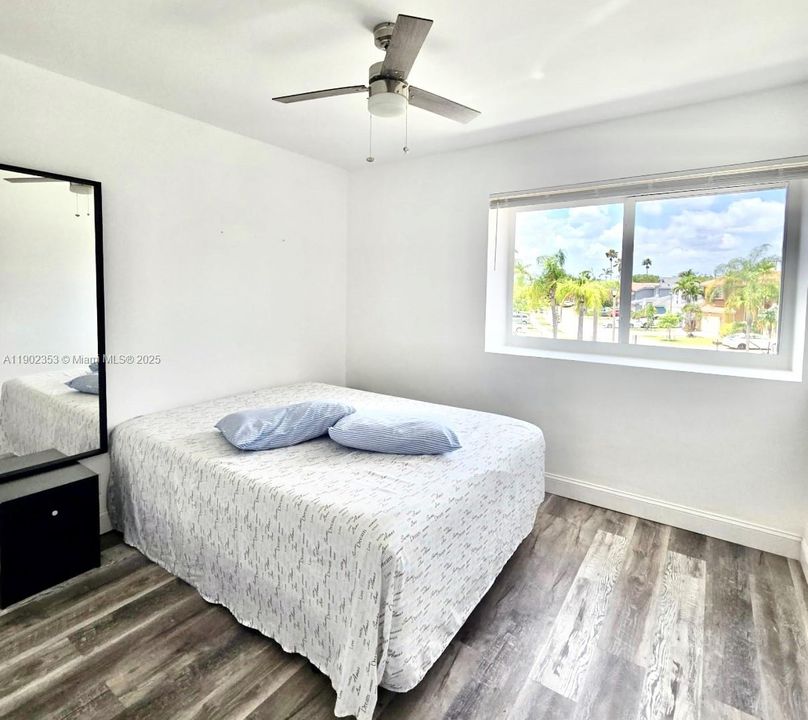 En Renta: $4,500 (4 camas, 3 baños, 1909 Pies cuadrados)