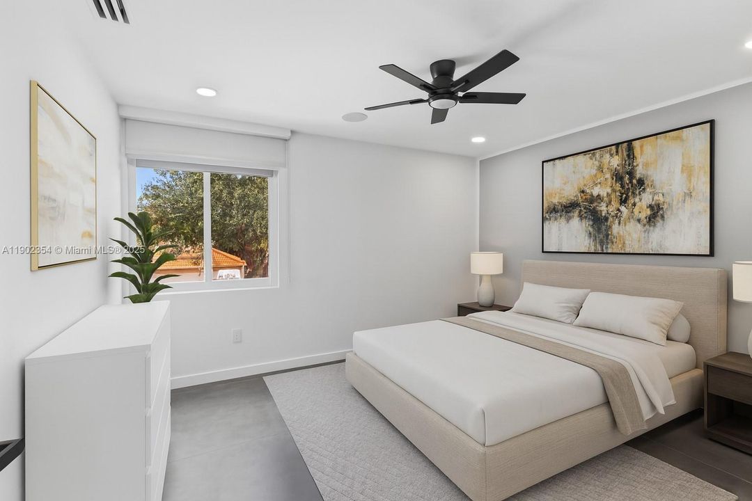 合同活跃: $9,200 (5 贝兹, 4 浴室, 2965 平方英尺)