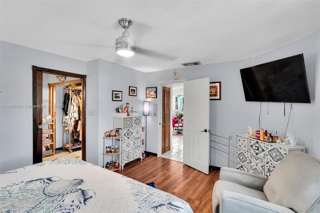 For Sale: $620,000 (3 beds, 2 baths, 1530 Square Feet)