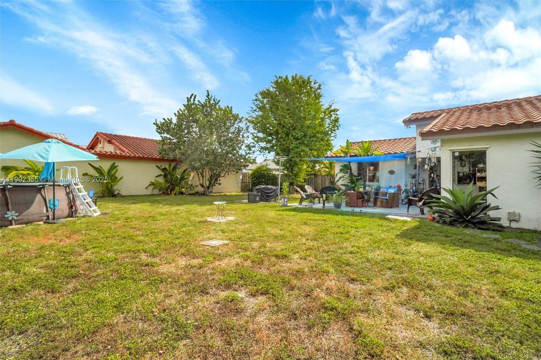 For Sale: $620,000 (3 beds, 2 baths, 1530 Square Feet)