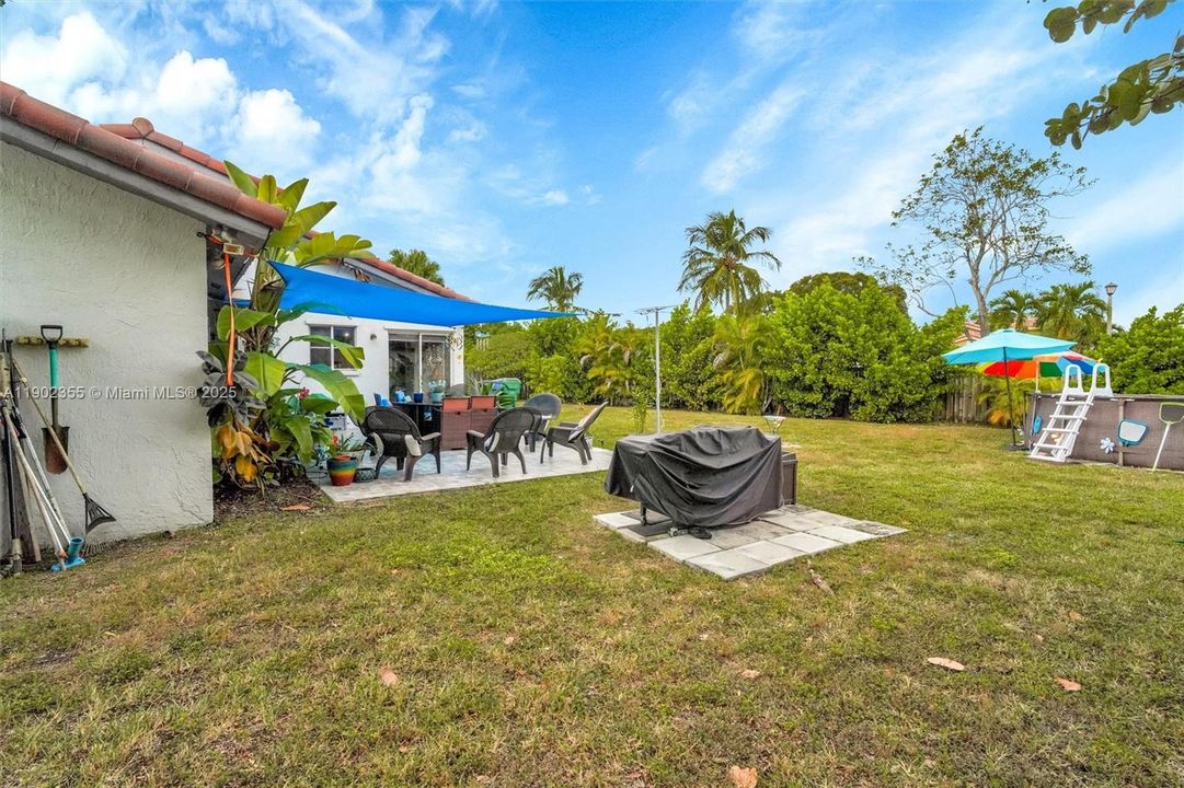 For Sale: $620,000 (3 beds, 2 baths, 1530 Square Feet)