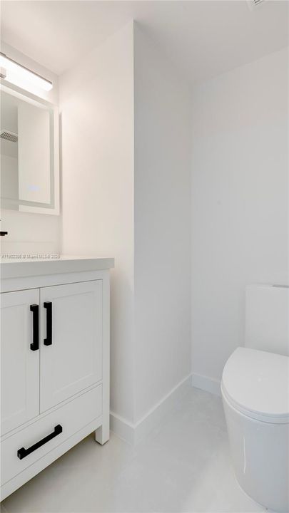 Active With Contract: $5,200 (3 beds, 2 baths, 1793 Square Feet)